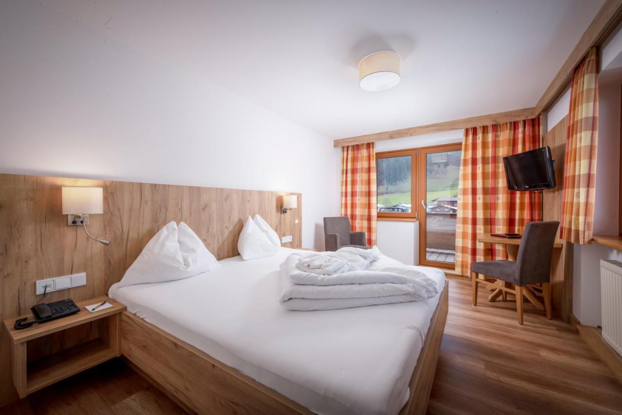 Hotel Kitzspitz St. Jakob in Haus Buitenkant foto