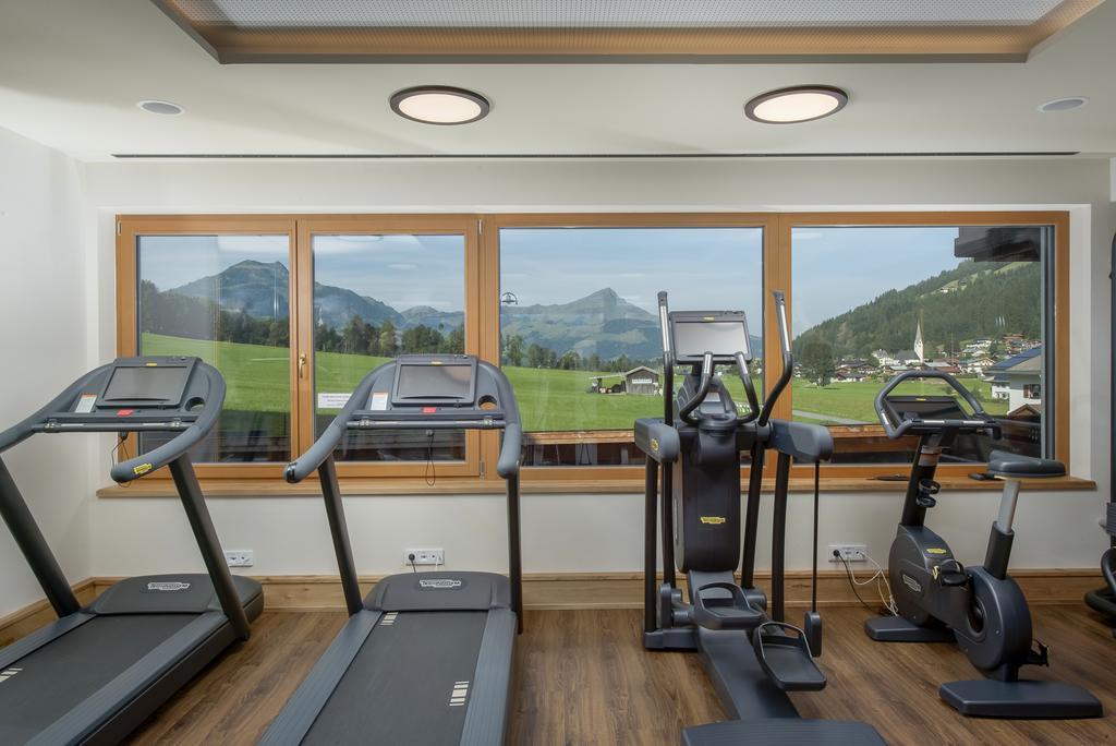 Hotel Kitzspitz St. Jakob in Haus Buitenkant foto