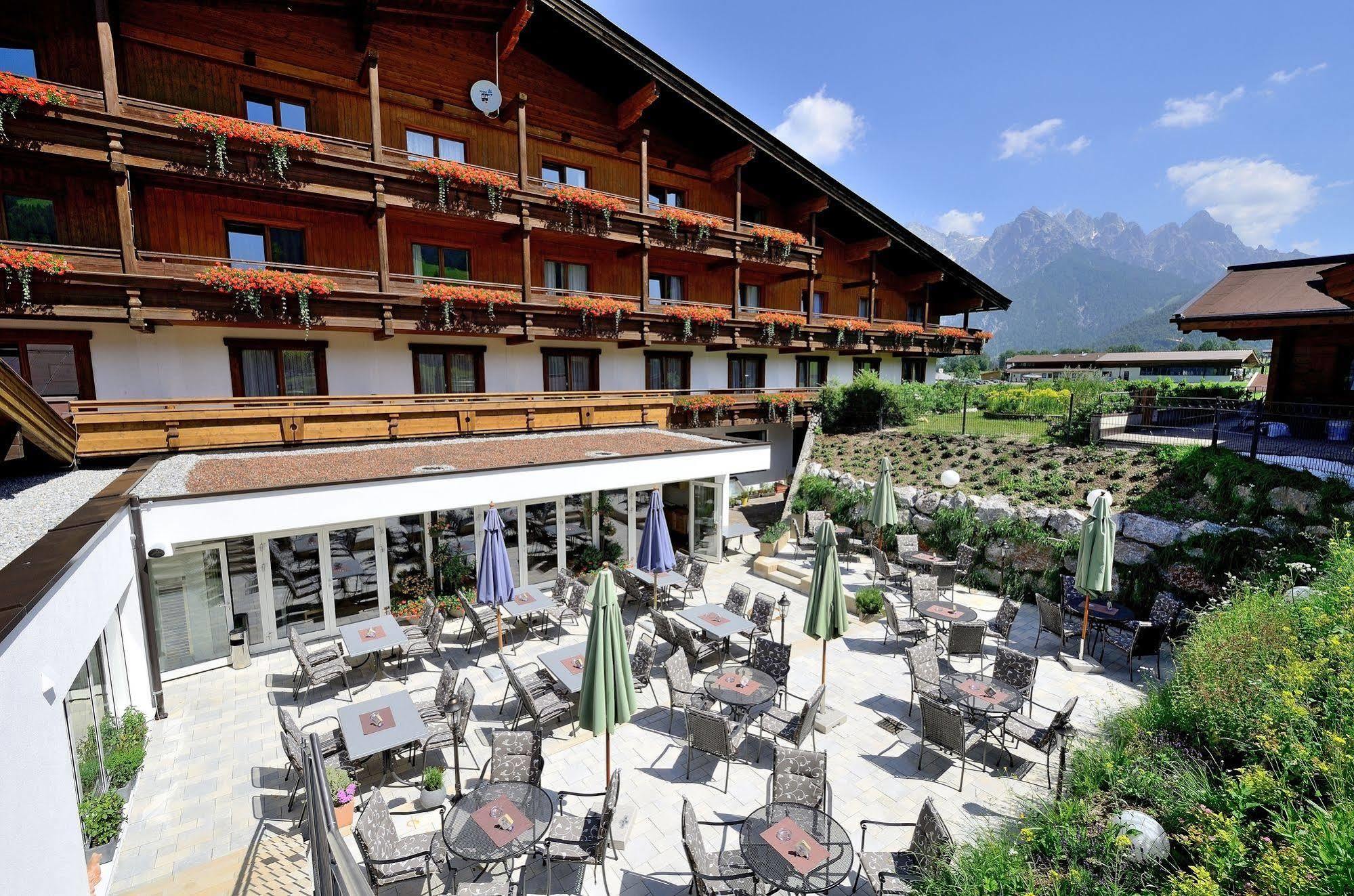 Hotel Kitzspitz St. Jakob in Haus Buitenkant foto