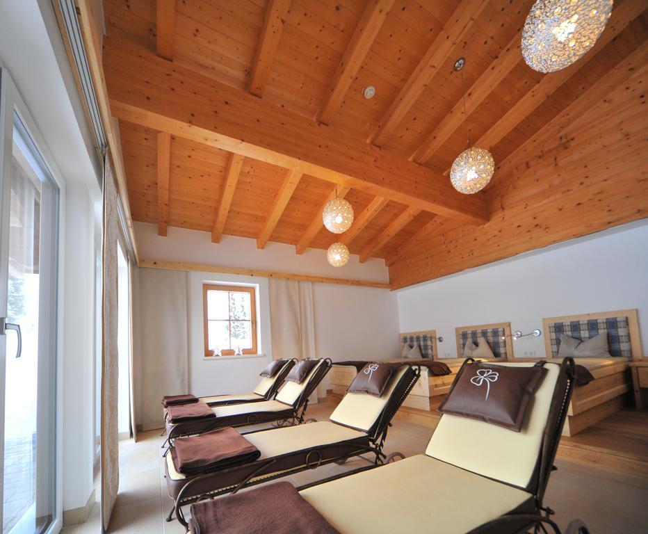 Hotel Kitzspitz St. Jakob in Haus Buitenkant foto